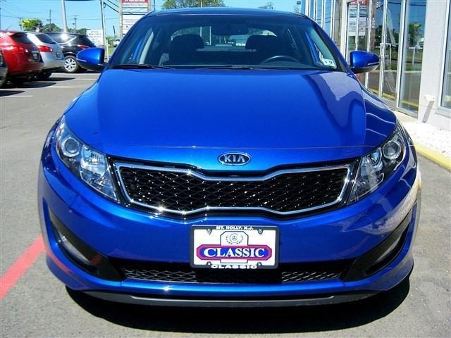 2012 Kia Optima AWD, REAR DVD, Navigation, 3RD ROW, Mem/heat Seats