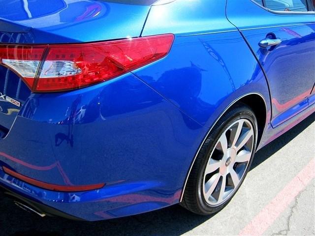 2012 Kia Optima AWD, REAR DVD, Navigation, 3RD ROW, Mem/heat Seats