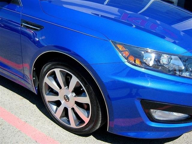 2012 Kia Optima AWD, REAR DVD, Navigation, 3RD ROW, Mem/heat Seats