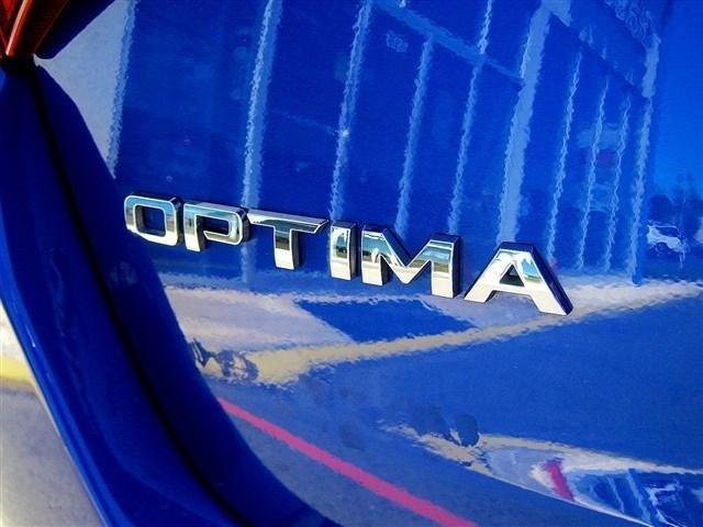 2012 Kia Optima AWD, REAR DVD, Navigation, 3RD ROW, Mem/heat Seats