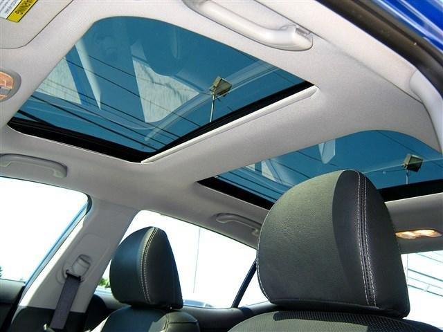 2012 Kia Optima AWD, REAR DVD, Navigation, 3RD ROW, Mem/heat Seats