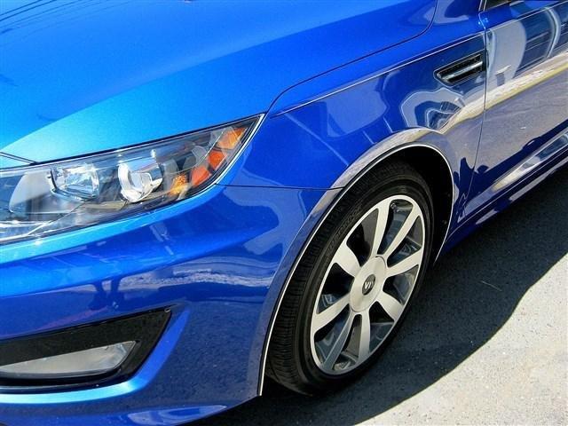 2012 Kia Optima AWD, REAR DVD, Navigation, 3RD ROW, Mem/heat Seats