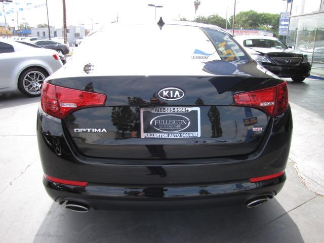 2012 Kia Optima 4dr Sdn Man S