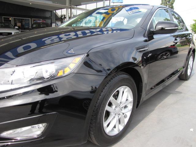 2012 Kia Optima 4dr Sdn Man S