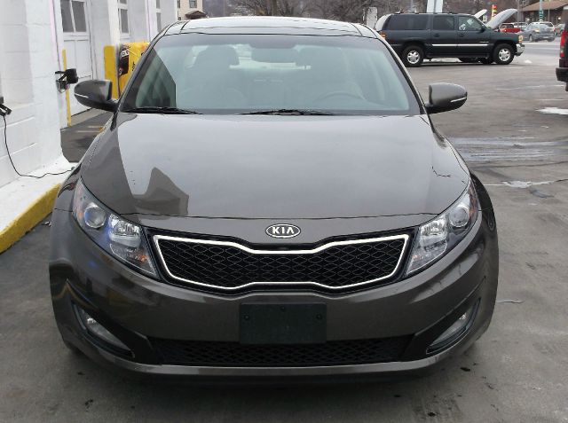 2012 Kia Optima V6 5-speed AT