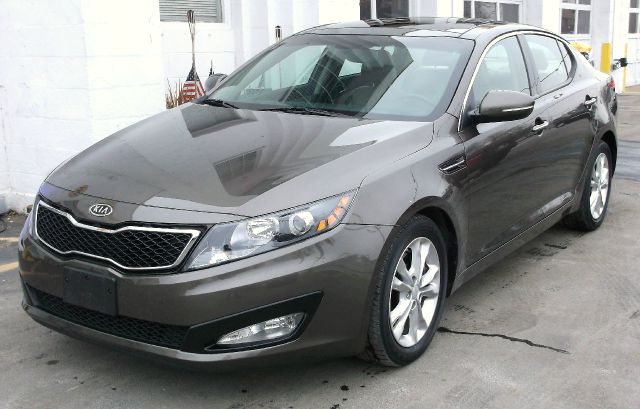 2012 Kia Optima V6 5-speed AT