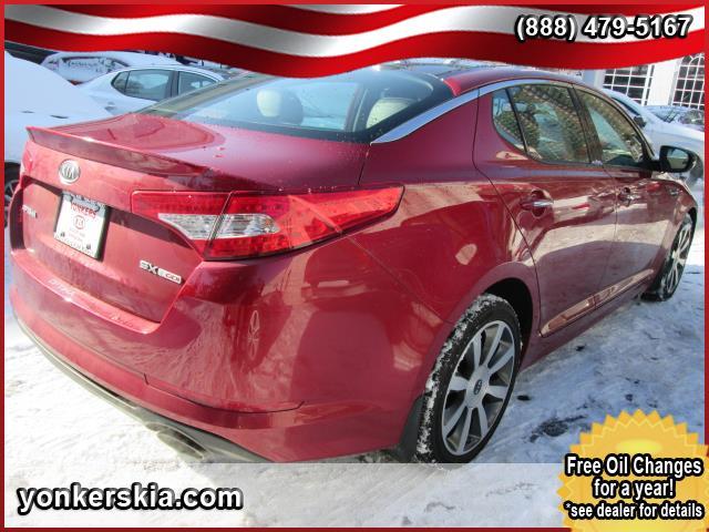 2012 Kia Optima V6 5-speed AT