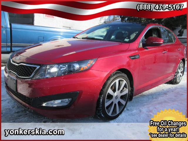 2012 Kia Optima V6 5-speed AT