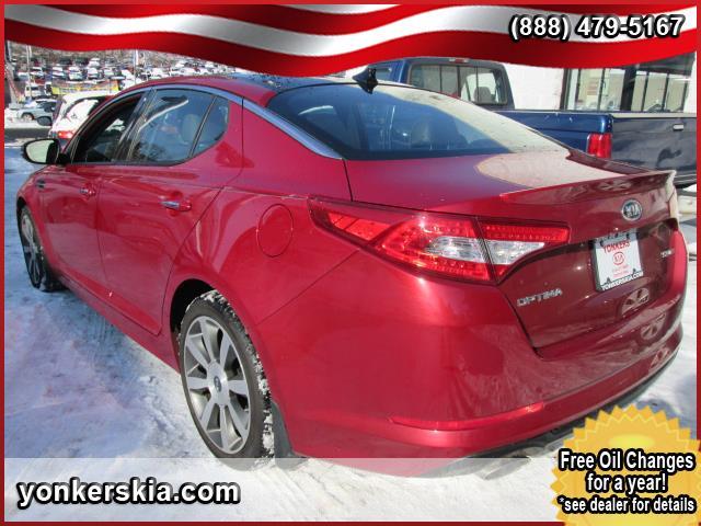 2012 Kia Optima V6 5-speed AT