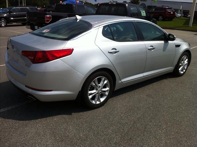 2012 Kia Optima Open-top
