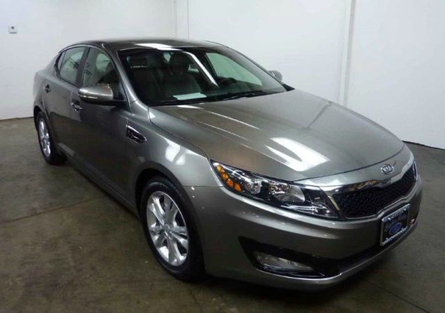 2012 Kia Optima Open-top