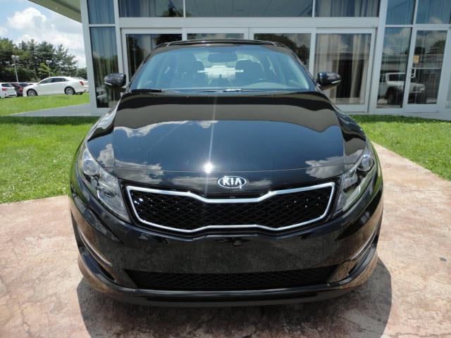 2013 Kia Optima AWD, REAR DVD, Navigation, 3RD ROW, Mem/heat Seats