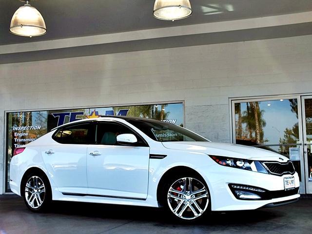 2013 Kia Optima AWD, REAR DVD, Navigation, 3RD ROW, Mem/heat Seats