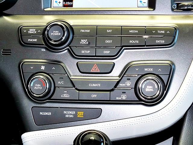 2013 Kia Optima AWD, REAR DVD, Navigation, 3RD ROW, Mem/heat Seats