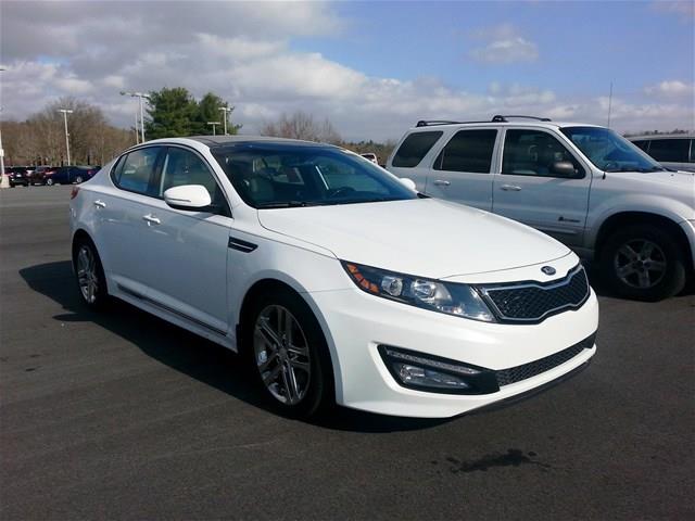 2013 Kia Optima AWD, REAR DVD, Navigation, 3RD ROW, Mem/heat Seats