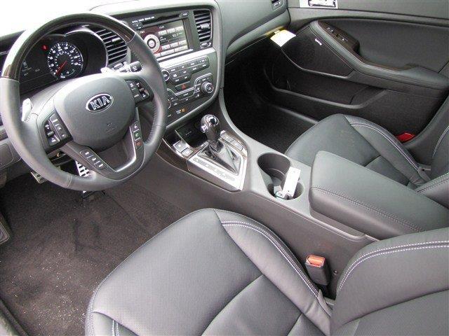 2013 Kia Optima 4dr S V6 Manual 4WD