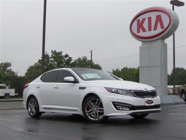 2013 Kia Optima 4dr S V6 Manual 4WD