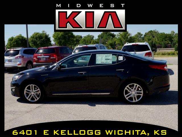 2013 Kia Optima AWD, REAR DVD, Navigation, 3RD ROW, Mem/heat Seats