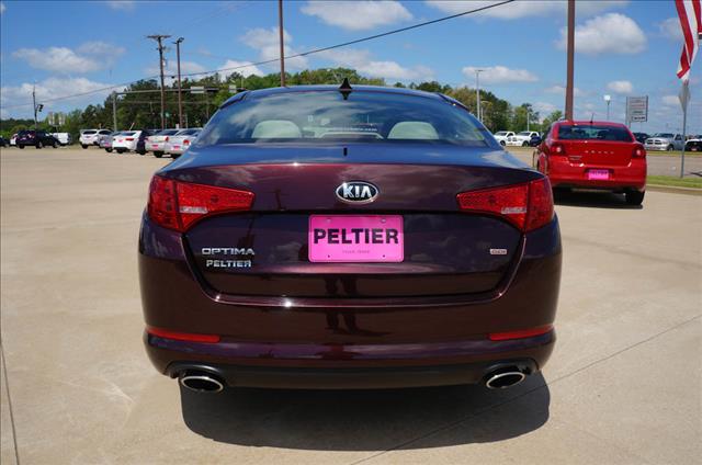 2013 Kia Optima 4DR SE (roof)