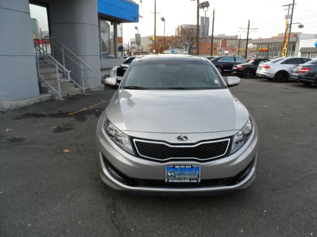 2013 Kia Optima AWD, REAR DVD, Navigation, 3RD ROW, Mem/heat Seats