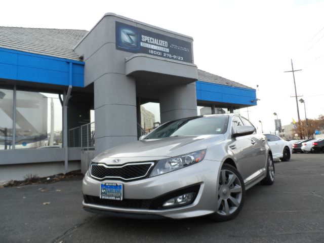 2013 Kia Optima AWD, REAR DVD, Navigation, 3RD ROW, Mem/heat Seats
