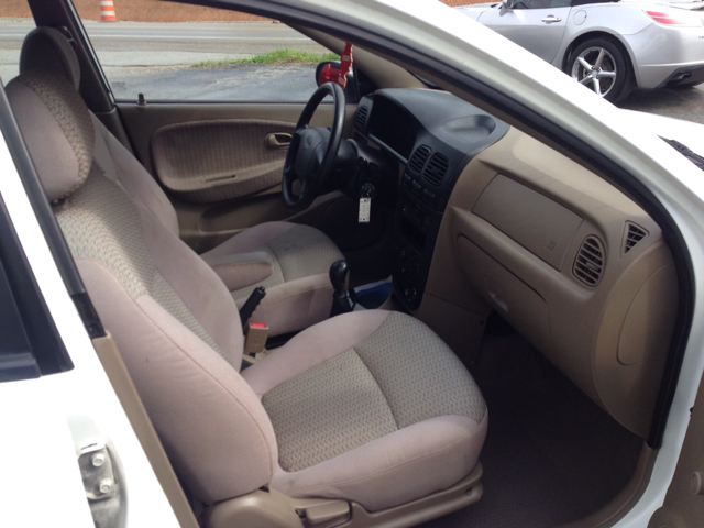 2002 Kia Rio 3.5tl W/tech Pkg