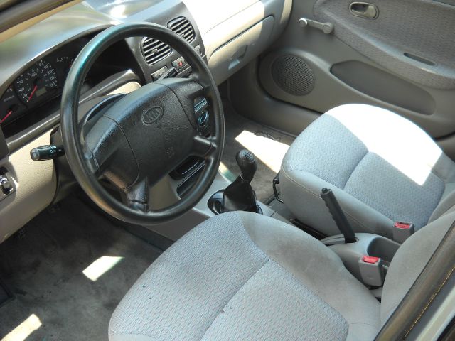 2002 Kia Rio 3.5tl W/tech Pkg