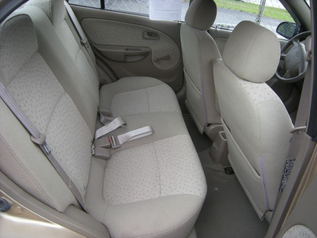 2003 Kia Rio 3.5tl W/tech Pkg