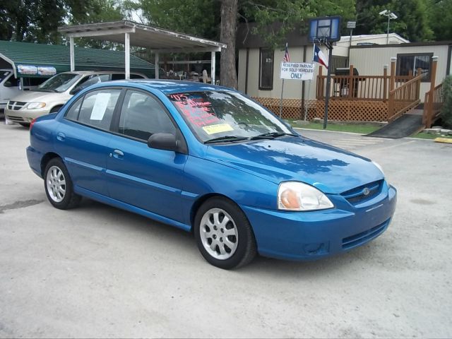 2003 Kia Rio 3.5tl W/tech Pkg