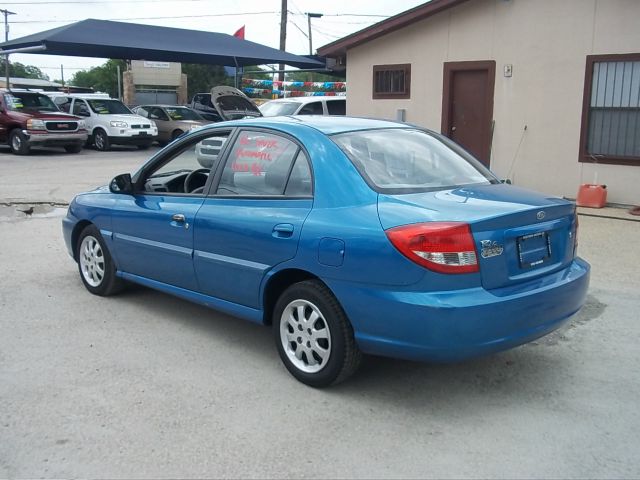 2003 Kia Rio 3.5tl W/tech Pkg