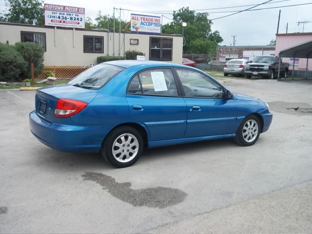 2003 Kia Rio 3.5tl W/tech Pkg