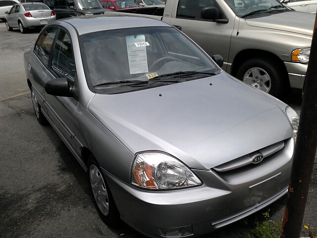 2004 Kia Rio 3.5tl W/tech Pkg
