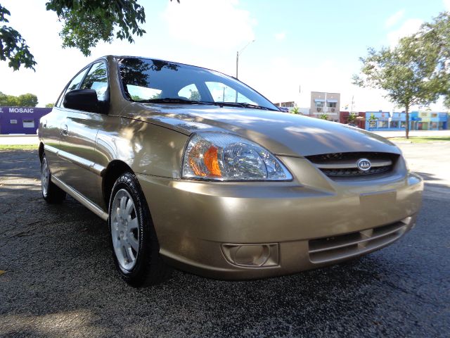 2004 Kia Rio 3.5tl W/tech Pkg
