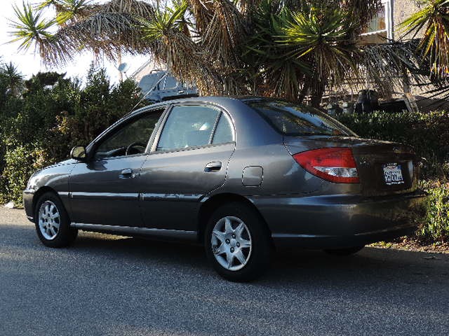 2004 Kia Rio 3.5tl W/tech Pkg