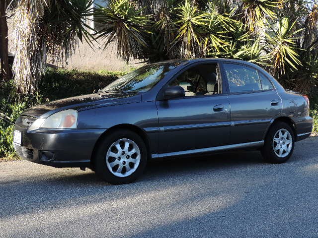 2004 Kia Rio 3.5tl W/tech Pkg