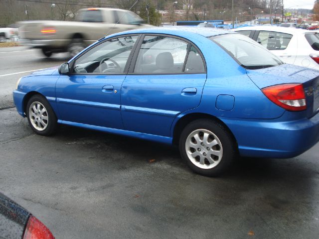 2004 Kia Rio 3.5tl W/tech Pkg