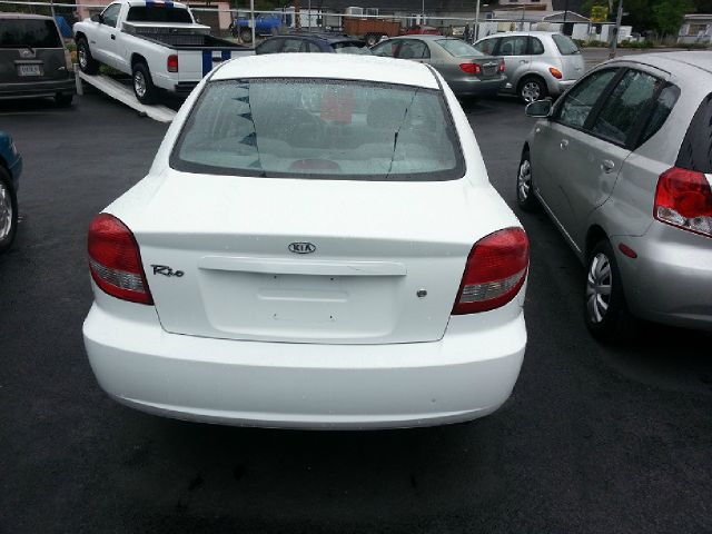 2005 Kia Rio 3.5tl W/tech Pkg