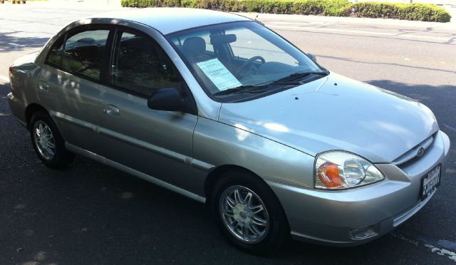 2005 Kia Rio 3.5tl W/tech Pkg