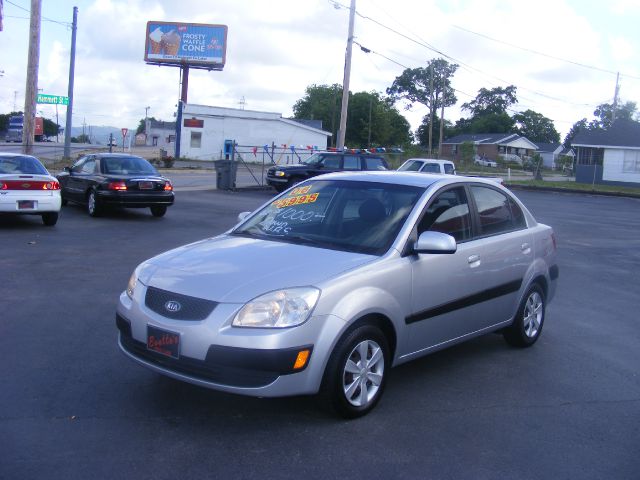 2006 Kia Rio Elk Conversion Van