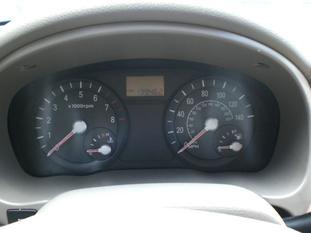 2006 Kia Rio Elk Conversion Van