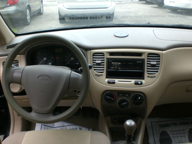 2006 Kia Rio Elk Conversion Van
