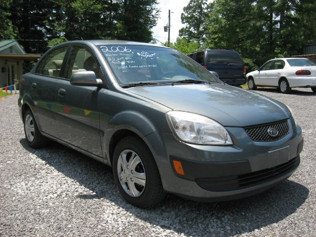2006 Kia Rio Base