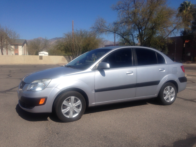 2006 Kia Rio Elk Conversion Van
