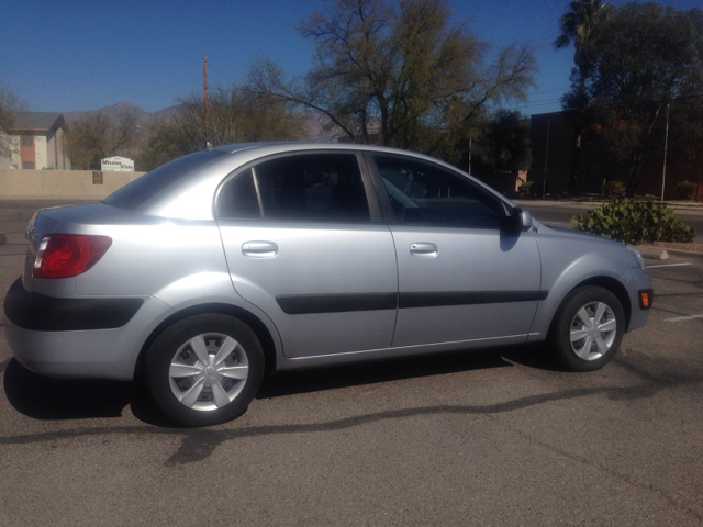 2006 Kia Rio Elk Conversion Van