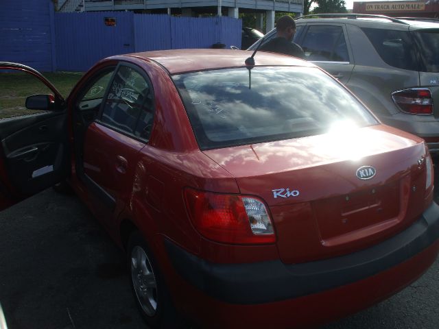 2006 Kia Rio Elk Conversion Van