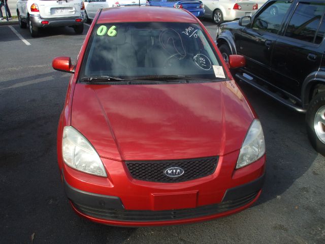 2006 Kia Rio Elk Conversion Van
