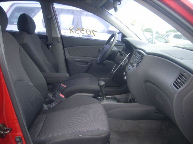 2006 Kia Rio Elk Conversion Van