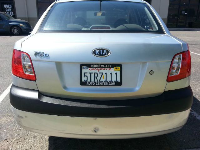 2006 Kia Rio XLT FX4 Crew Cab
