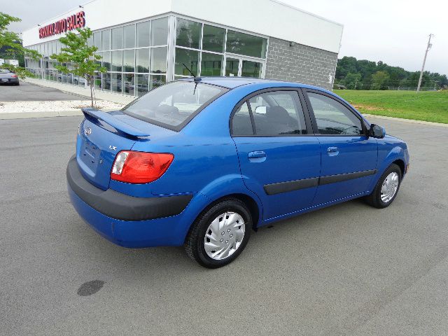 2007 Kia Rio Elk Conversion Van