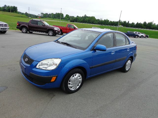2007 Kia Rio Elk Conversion Van